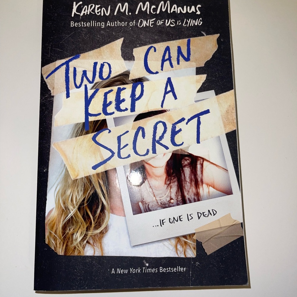 Book Bundle - Picture 5 of 8
